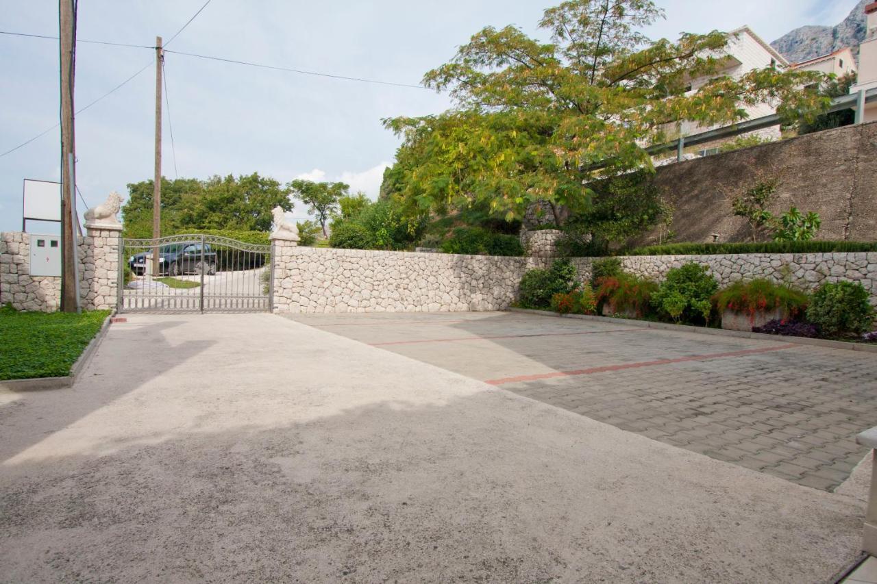 Guest House Burin Млини Екстериор снимка