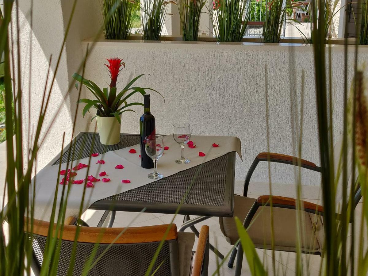 Guest House Burin Млини Екстериор снимка